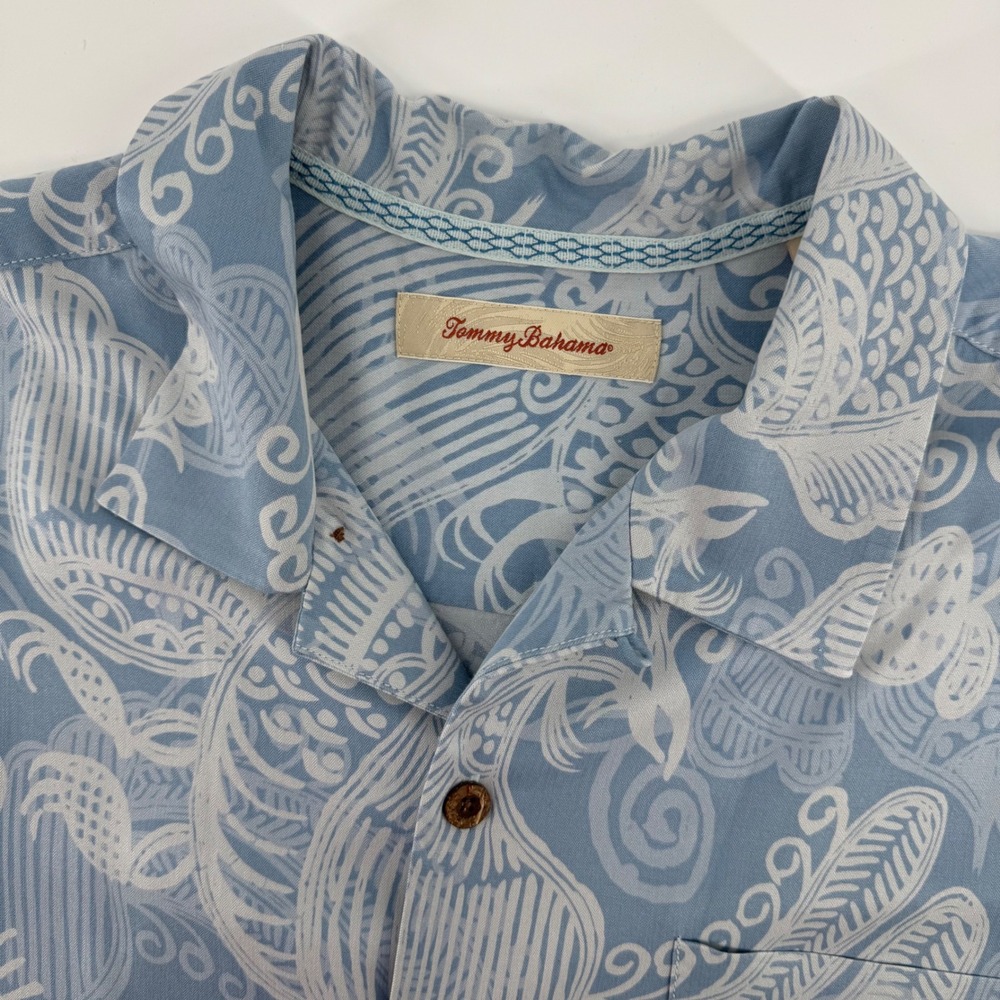 Tommy Bahama Button Down Mens Large Blue Silk Bamboo Blend Tropical Print Shirt